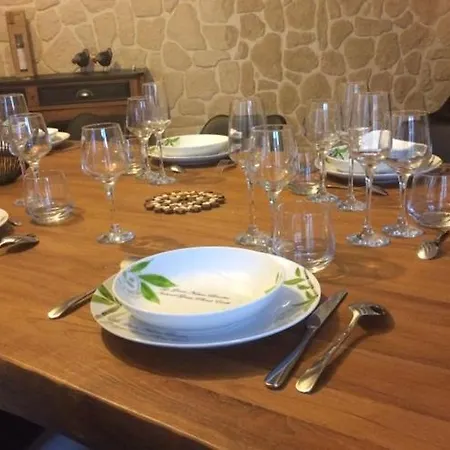 Longere Entre Terre Et *